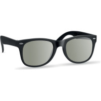 Sunglasses with UV protection