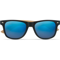 Sunglasses with bamboo arms